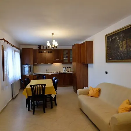 Holiday home Maya Vieste