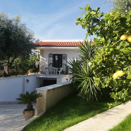 Maya Holiday home