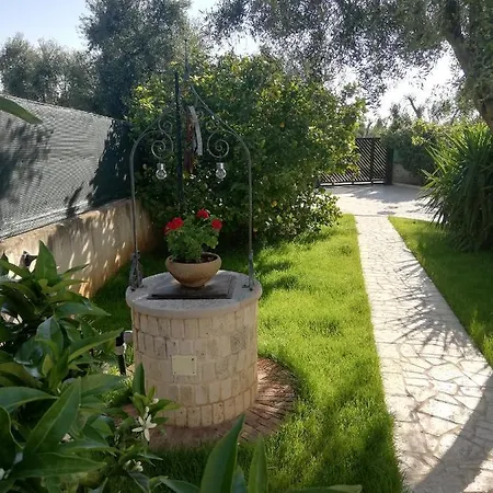 Holiday home Maya